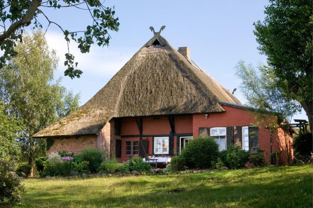 Grosses Rosenhuus Ferienhaus *